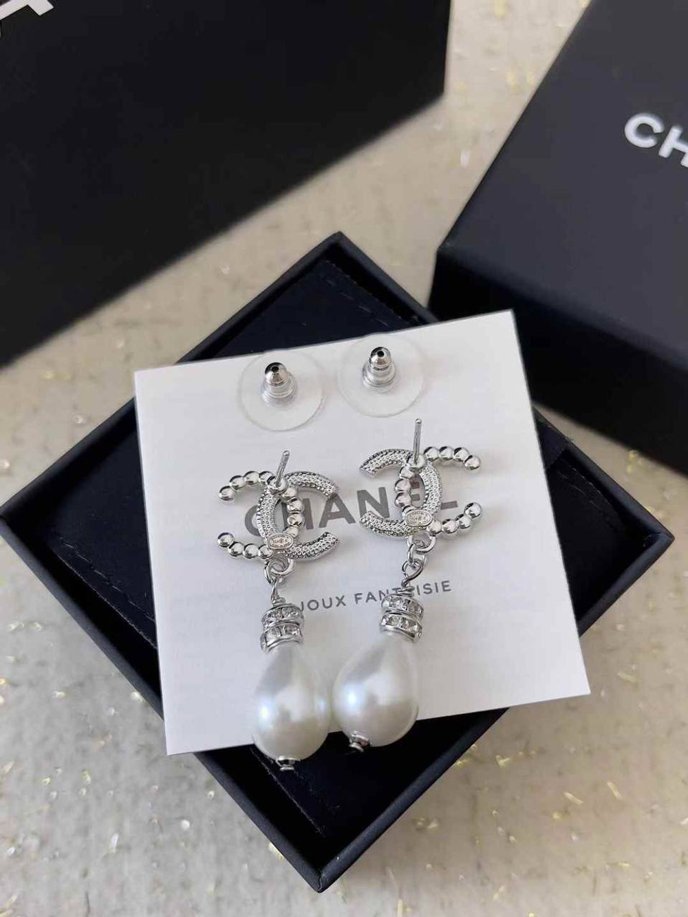 Серьги CHANEL