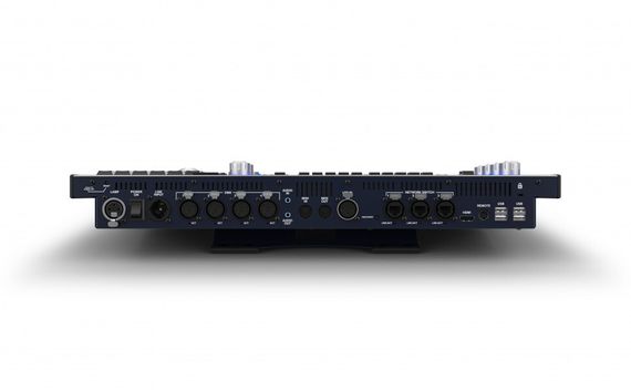 MagicQ MQ70 Compact Console