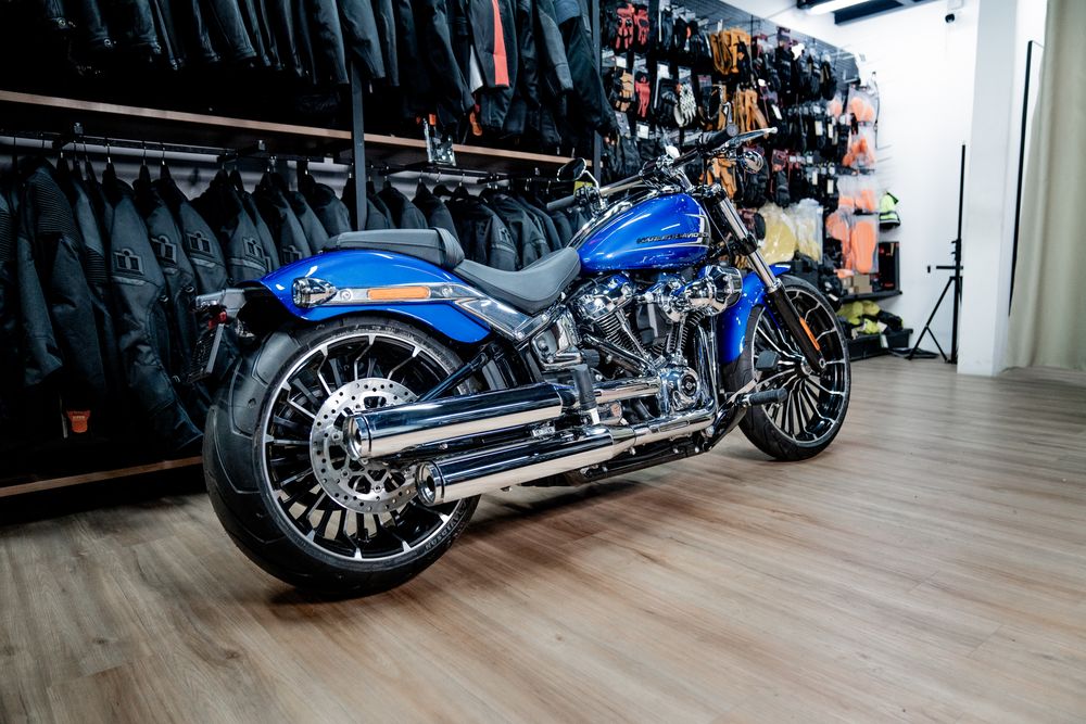 Breakout 117 Blue Burst, 2024 Пробег: 2 км