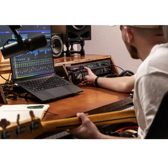 Focusrite Scarlett 18i20 4th Gen