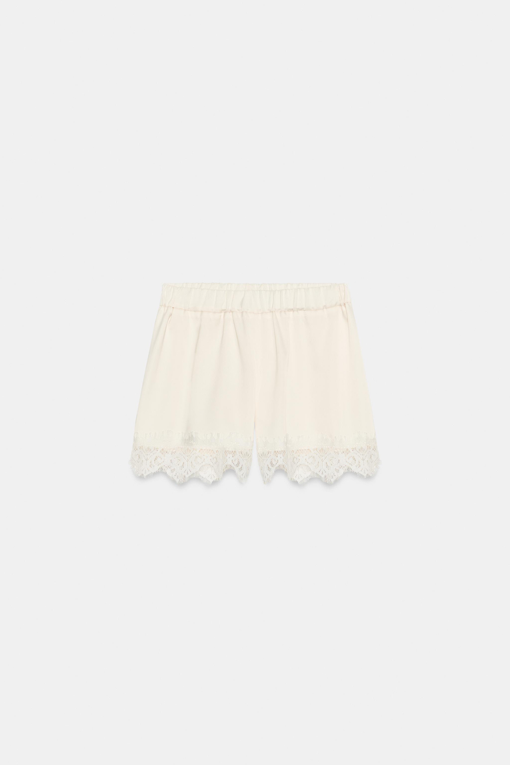 АТЛАСНЫЕ ШОРТЫ С КРУЖЕВОМ — ZARA
