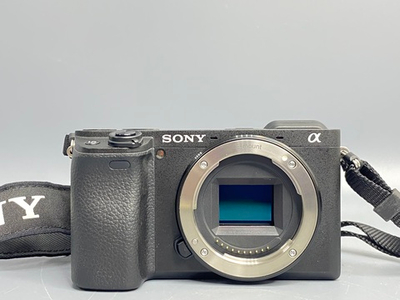 Sony A6400 kit 16-50mm Как новый