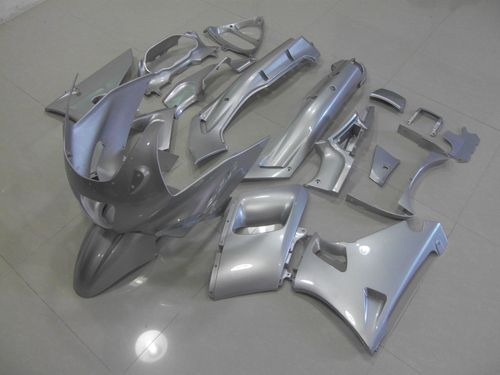 Купить    Комплект пластика для мотоцикла Kawasaki ZZR400/600 93-07 Серебристый