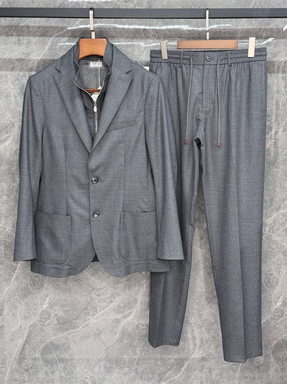 Костюм Brunello Cucinelli