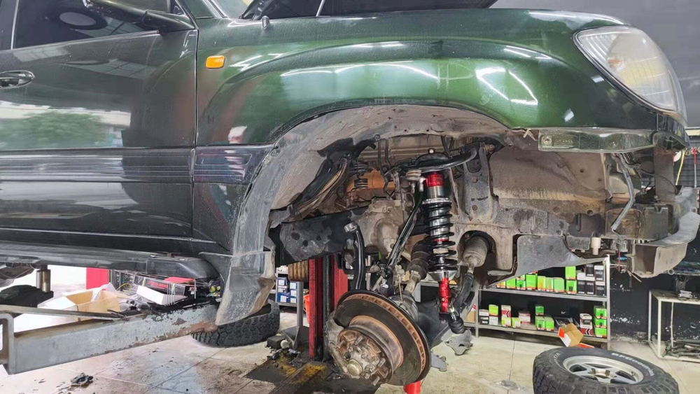Toyota Land Cruiser 100 лифт-комплект регулируемой подвески +2" STR ST8000