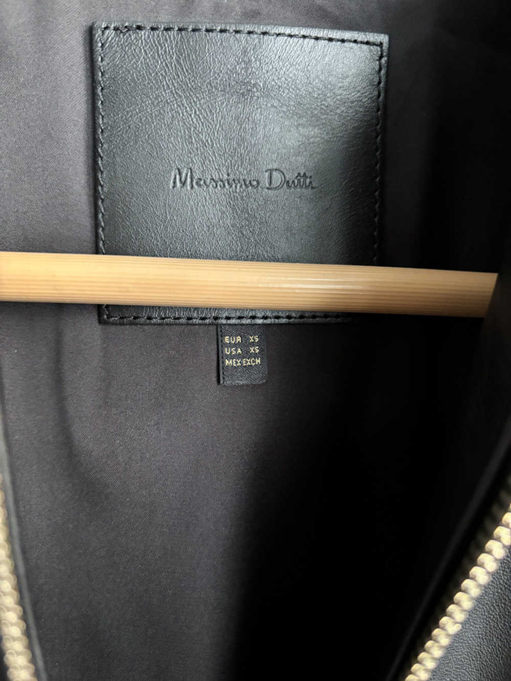 Кожаная куртка Massimo Dutti, XS