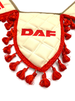 Вымпел тройной Daf (экокожа, бежевый с красной вышивкой)