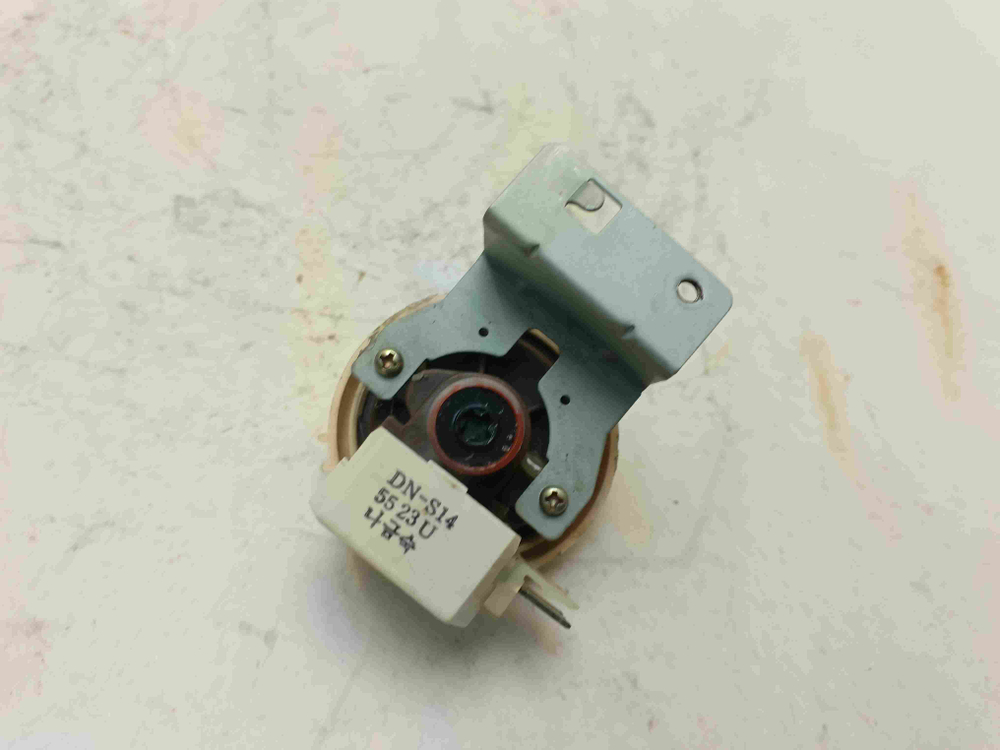 F813J кт237 Датчик уровня воды для стиральной машины Samsung F813J б/у