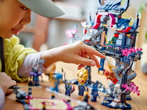 Конструктор LEGO Ninjago 71813 Теневое додзё Волчьей Маски