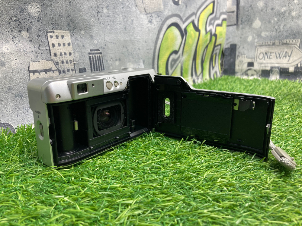 Konica Minolta Zoom 150C