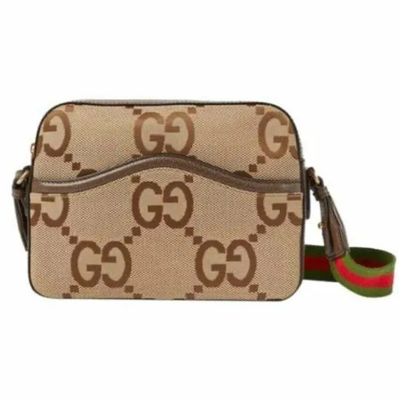 Сумка-мессенджер Gucci с мотивом Jumbo GG