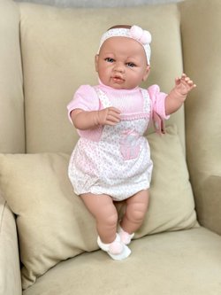 Кукла для девочки мягконабивная 50см Сара с пледом (5217S)