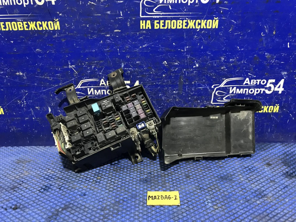 Блок предохранителей подкапотный MAZDA MAZDA6 2003