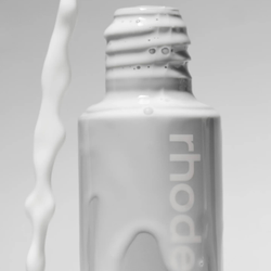 RHODE Эссенция для супер питания и сияния Rhode Glazing milk 124мл