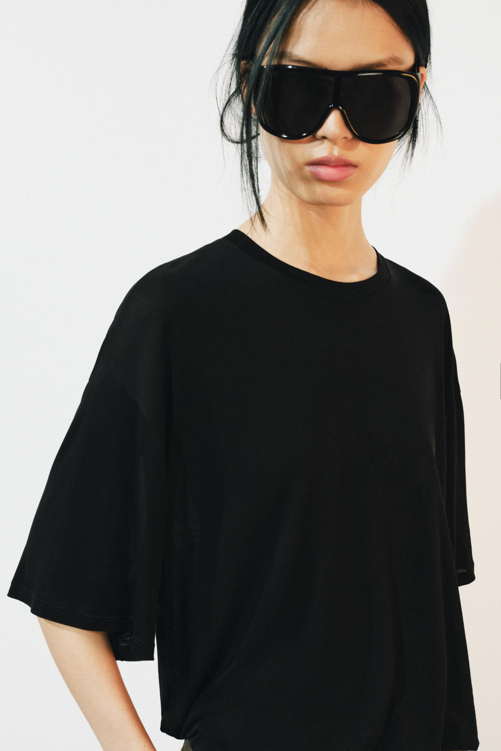 ФУТБОЛКА ОВЕРСАЙЗ С КОРОТКИМИ РУКАВАМИ — ZARA