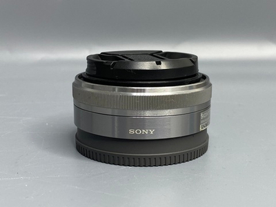 Sony E 16mm f/2.8