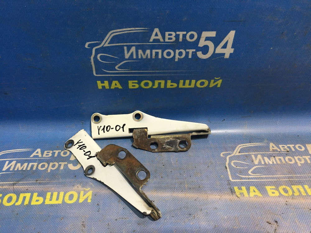 Петля капота левая NISSAN AD 1998