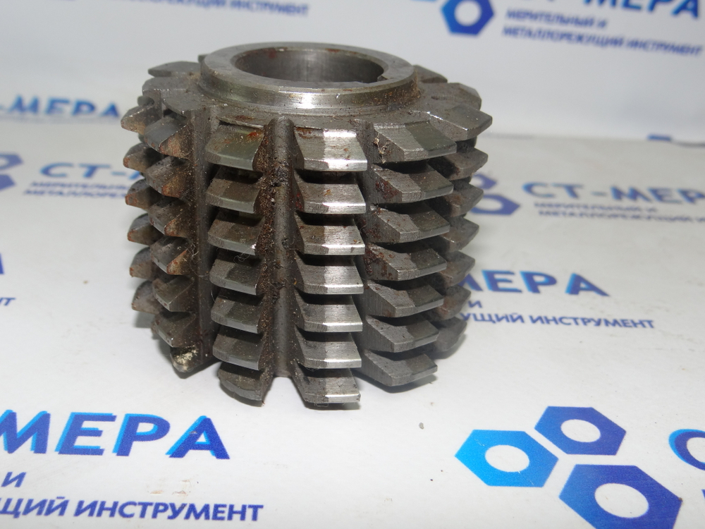 Фреза червячная модульная М2.25 20град. Р6М5 кл. В 2°00`