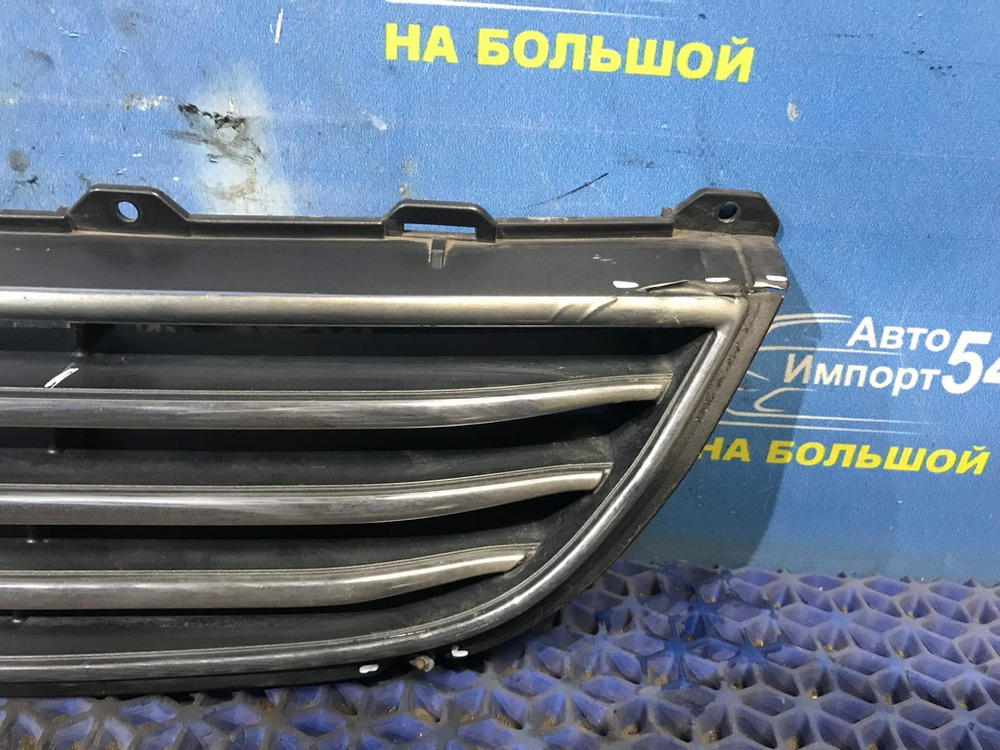 Решетка радиатора TOYOTA ESTIMA 1998