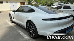 Porsche Taycan Base — 2025