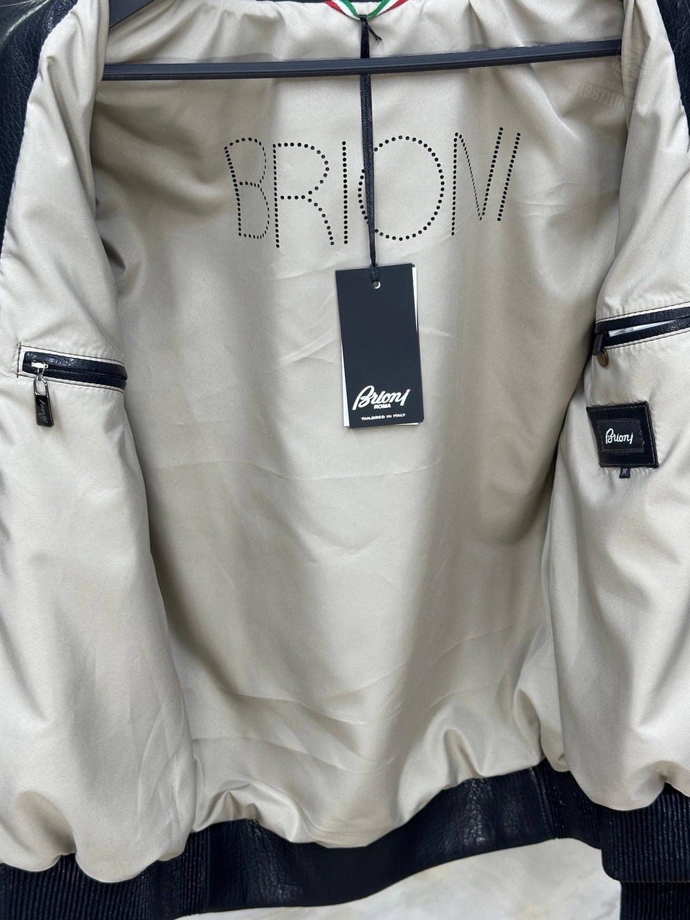 Кожаная куртка Brioni