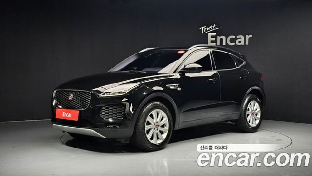 Jaguar E-PACE D180 S — 2020