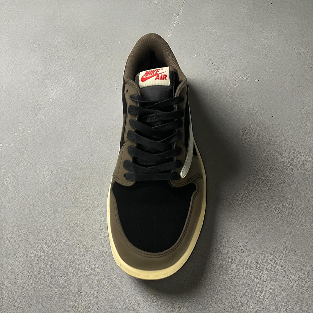 Nike Air Jordan 1 Low x Travis Scott • Mocha