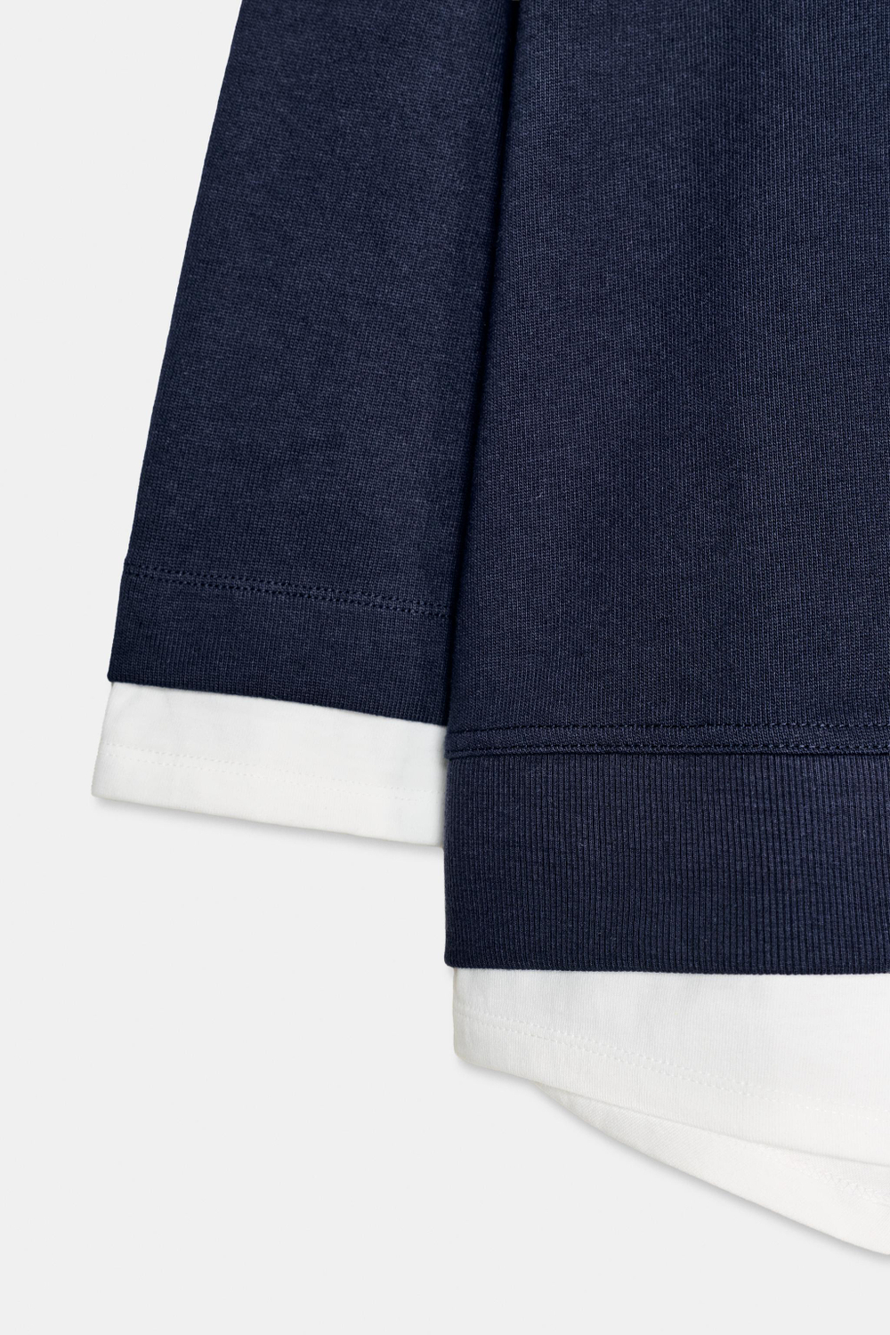 ТОЛСТОВКА С ДЛИННЫМИ РУКАВАМИ И КОНТРАСТНОЙ ВСТАВКОЙ — ZARA