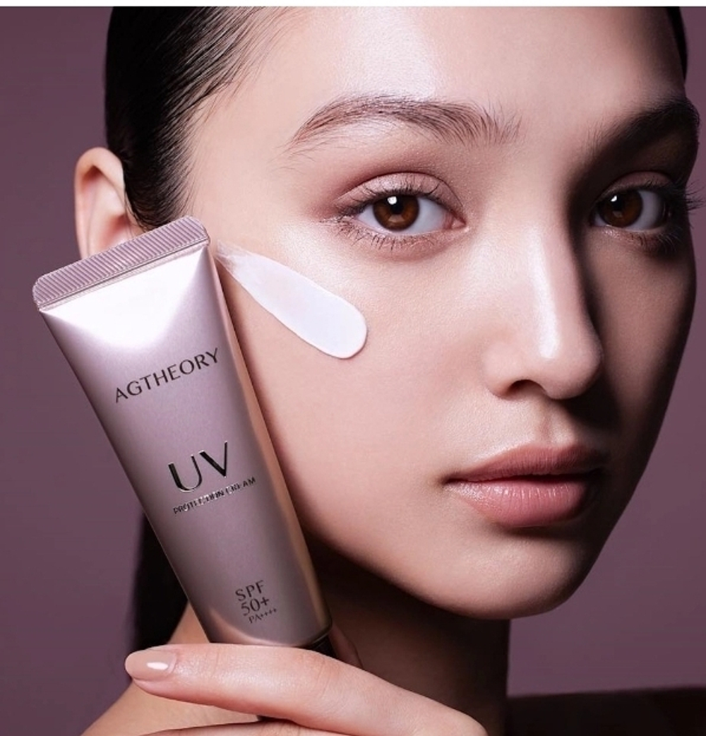 Уходовый крем-санскрин с антивозрастным действием SPF 50+/PA++++ AXXZIA AGTHEORY UV Protection Cream