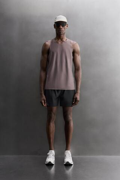 ЛЕГКИЙ СПОРТИВНЫЙ ТОП — ZARA