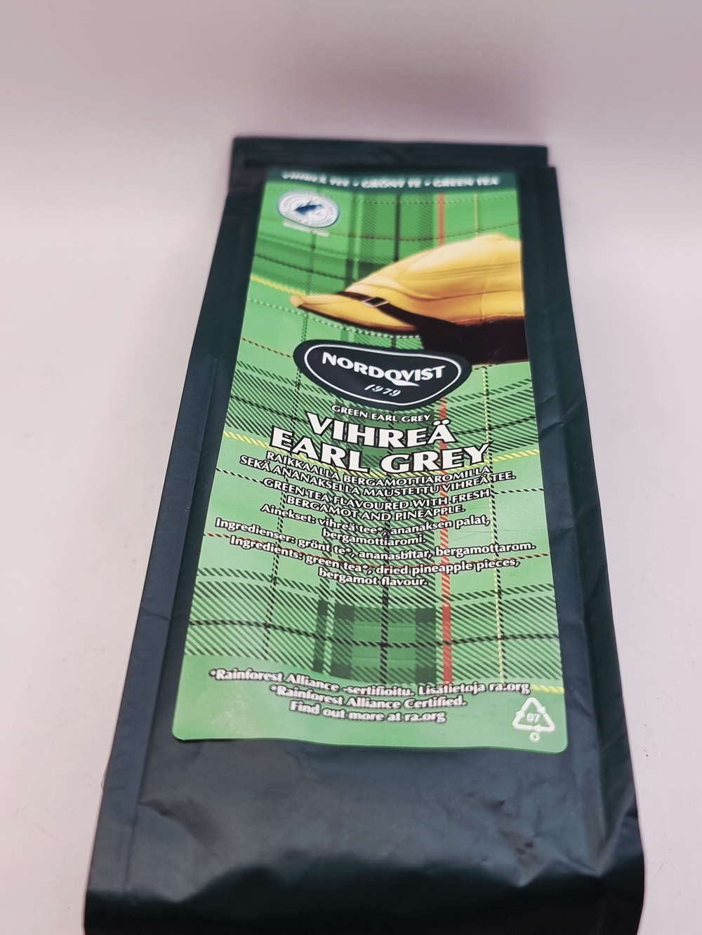 Зеленый чай Сенча из Китая со свежим бергамотом Nordqvist Green Earl Grey 80 г (из Финляндии)