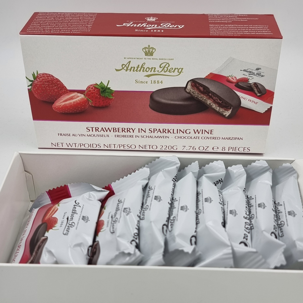 Anthon Berg конфеты шоколадные Strawberry in Sparkling Wine Клубника в шампанском с марципаном, 220 г (из Финляндии)