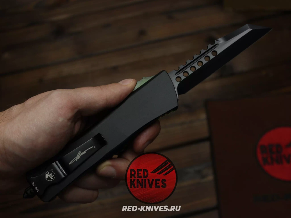 Нож Microtech Troodon W/E - рукоять зеленый Ultem, черный клинок RK-470