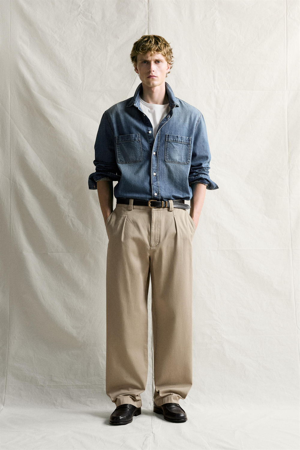 БРЮКИ ЧИНОС STRAIGHT FIT СО СКЛАДКАМИ — ZARA · 5862/776