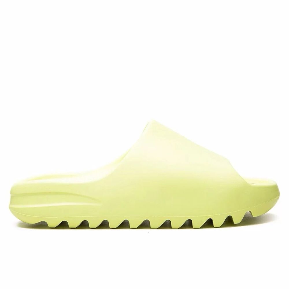 Шлепанцы Adidas Yeezy
