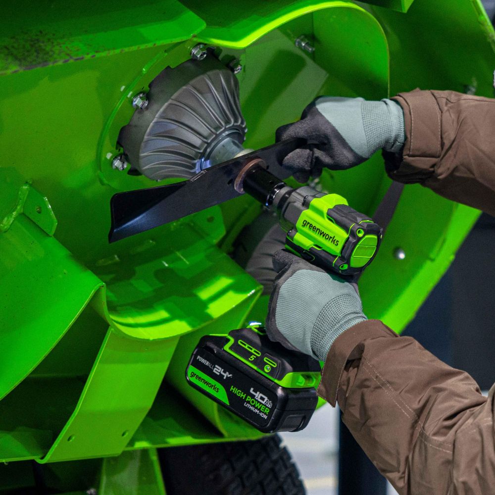 Гайковерт ударный акк. Greenworks IW5500, 24V, б/щет, 1/2'', 500Нм, 3 режима, 1х4Ач,ЗУ,кор (3805007CUB)