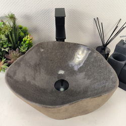 Раковина из речного камня RS-64991 40x36x15 из натурального камня