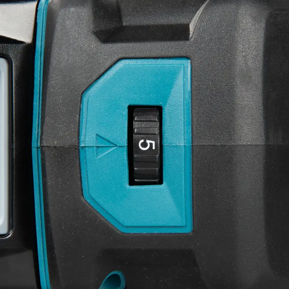 Аккумуляторная угловая шлифовальная машина Makita GA055GZ