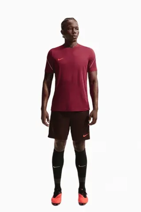 Футболка Nike Strike - красный