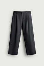 КОСТЮМНЫЕ БРЮКИ КЛАССИЧЕСКОГО КРОЯ СО СКЛАДКАМИ — ZARA