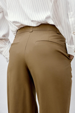 БРЮКИ BOOTCUT С ДЕКОРАТИВНОЙ СТРОЧКОЙ — ZARA