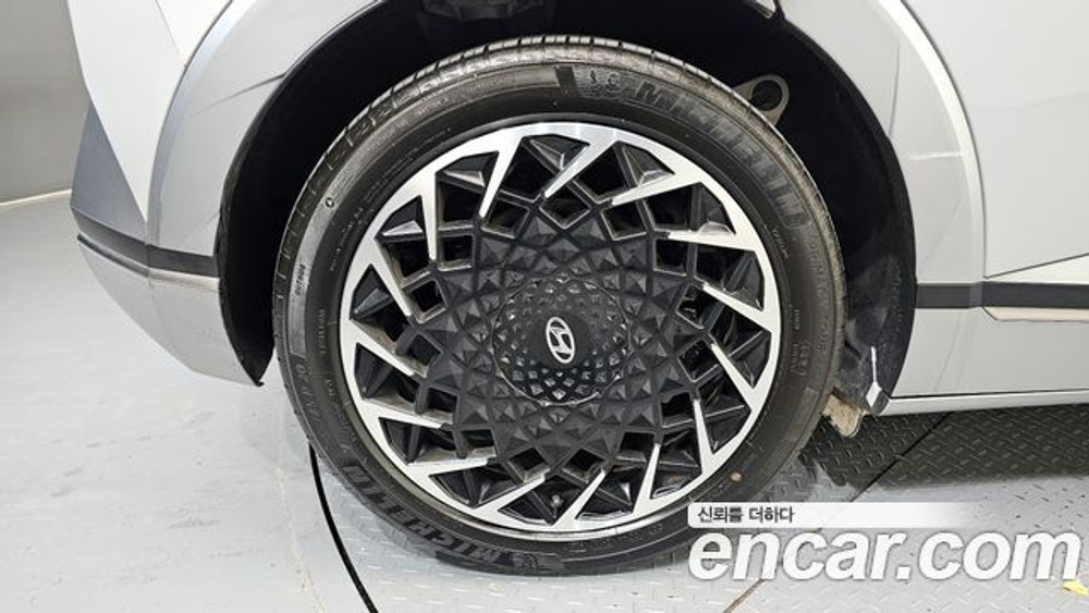 Hyundai Ioniq5 Long Range AWD — 2022