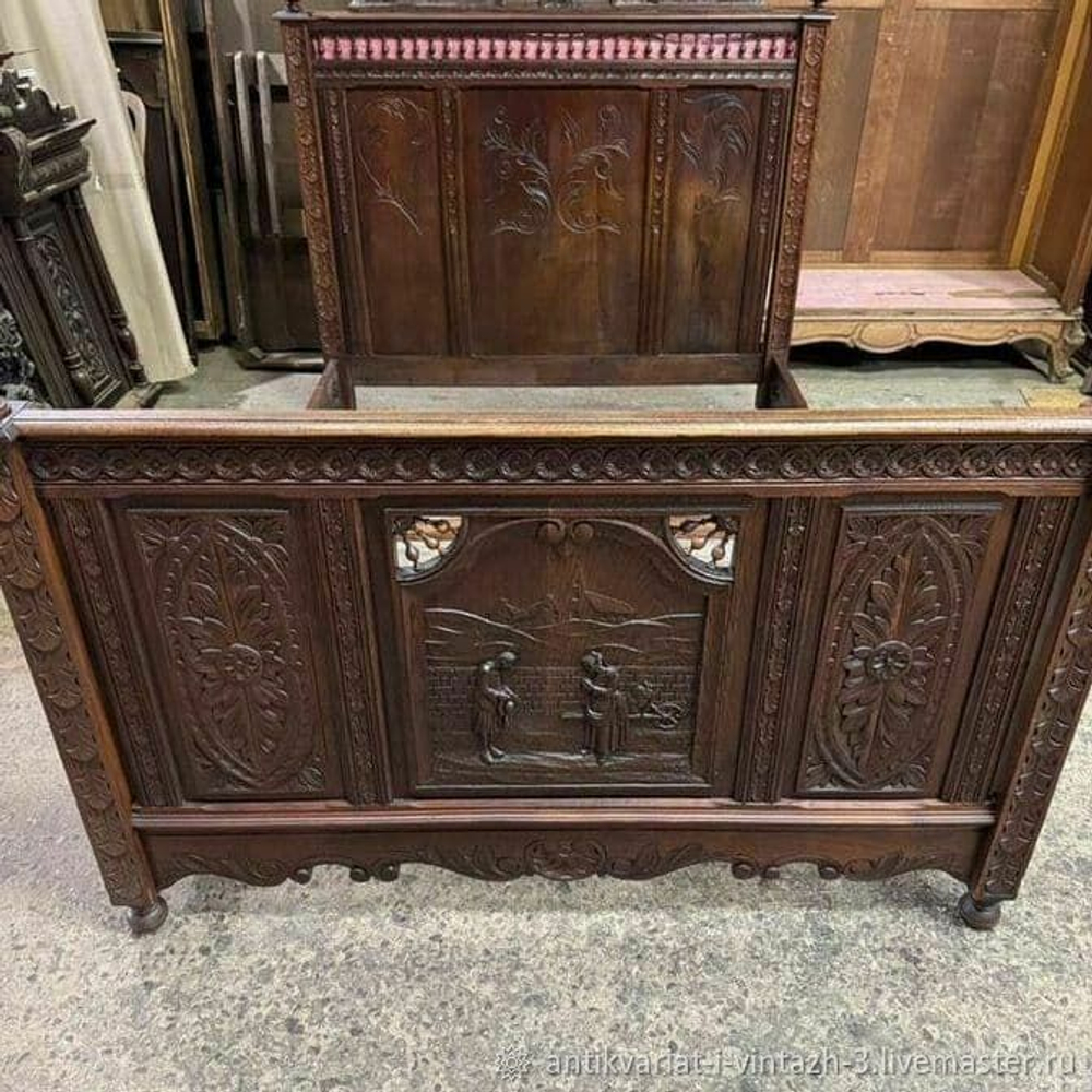 Кровать двуспальная 140×190