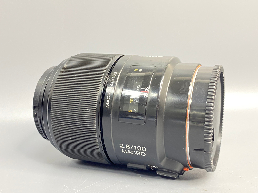 Sony 100mm 2.8 Macro Скол на резьбе