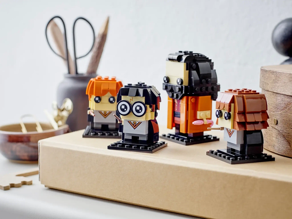 Конструктор LEGO BrickHeadz Harry Potter 40495 Гарри, Гермиона, Рон и Хагрид