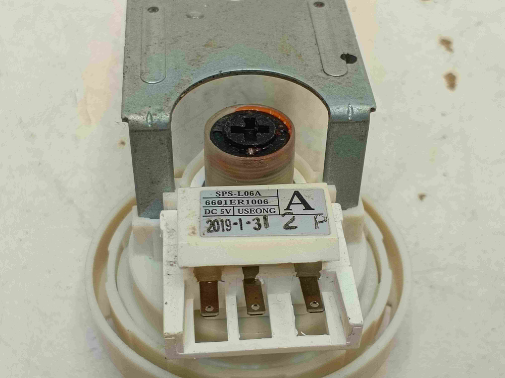 F2J3WS0W кт220 Датчик уровня воды для стиральной машины LG 6601ER1006 б/у