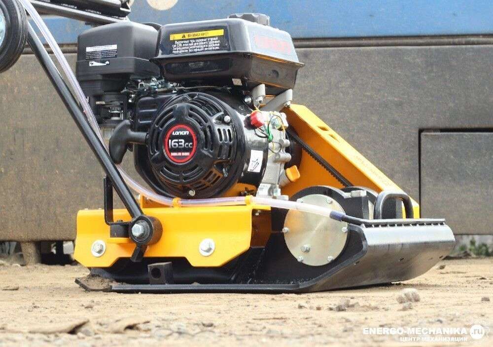 Виброплита бензиновая Сплитстоун VS-244 - 85 кг / 13,5 кН / Loncin G160F