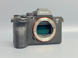 Sony A7S III 15.000 кадров