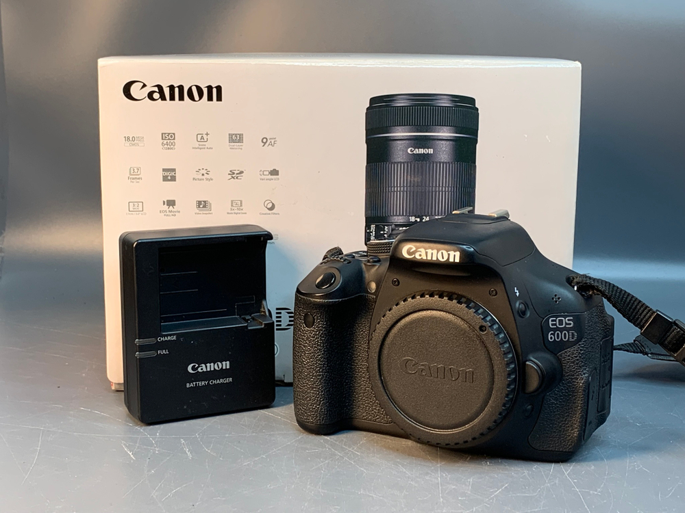 Canon EOS 600D 13800 кадров