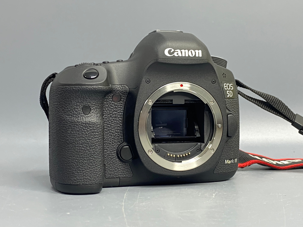 Canon EOS 5D Mark III 3.000 Кадров